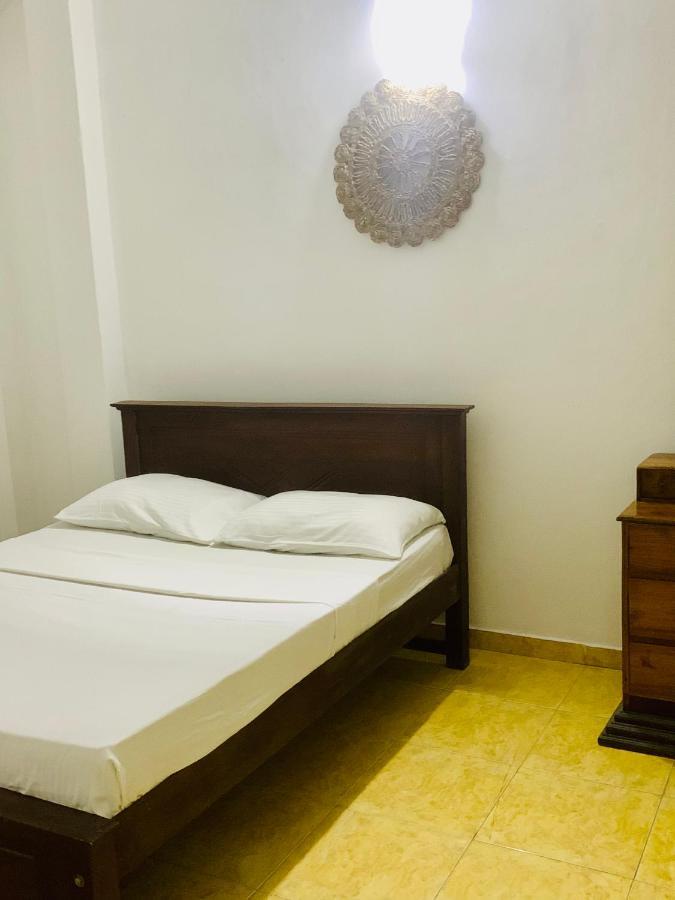 Dreamy Surf House Hotel Weligama Exterior foto