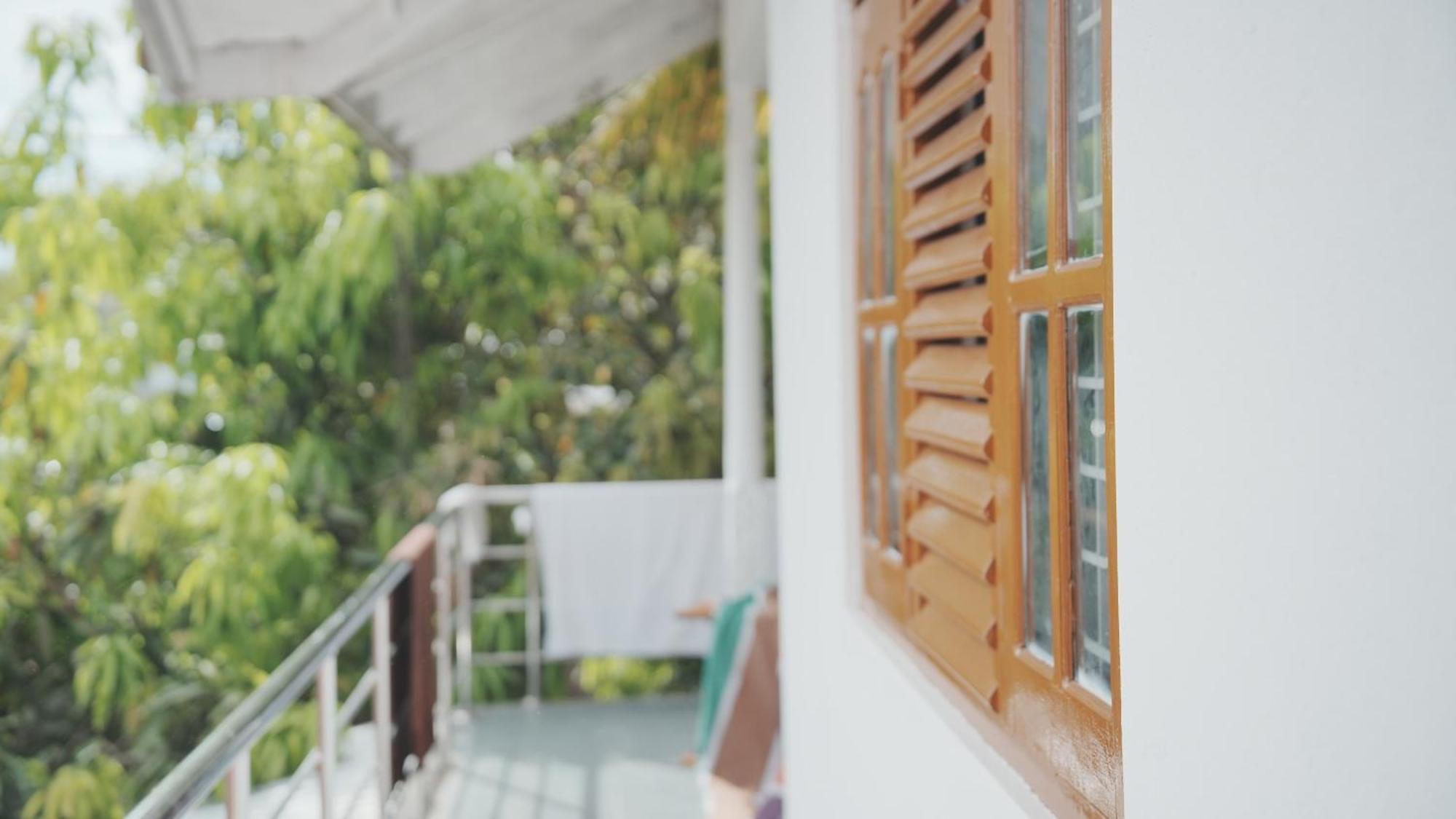 Dreamy Surf House Hotel Weligama Exterior foto