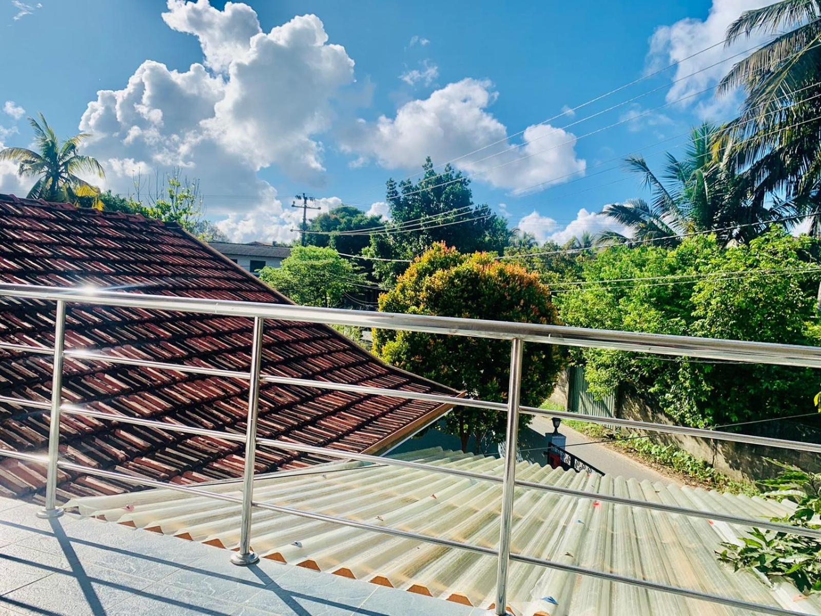 Dreamy Surf House Hotel Weligama Exterior foto